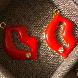 💋Sexy “Pucker” charms. One with gold-plated hardware, the other silver hardware